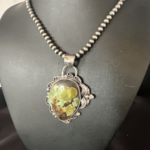 Navajo Green Turquoise Necklace | Sterling Silver | Authentic Native American Handmade | 15035 - Masha USA