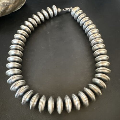 Navajo Pearls Bench Saucer Bead Necklace | Sterling Silver | 17" | Authentic Native American Handmade | 16726