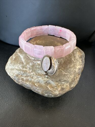 Navajo Pink Mother of Pearl Ring Stretch Bracelet | Handmade Native American Jewelry | Sz 7.5 | 16435
