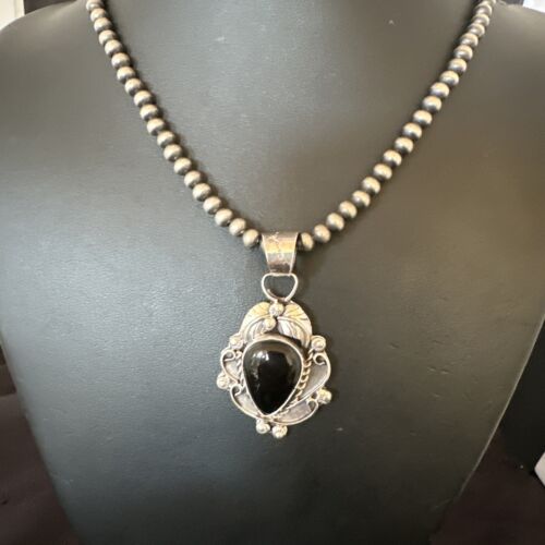 Navajo Pearls Black Onyx Necklace Pendant | Sterling Silver | Authentic Native American Handmade | 16525
