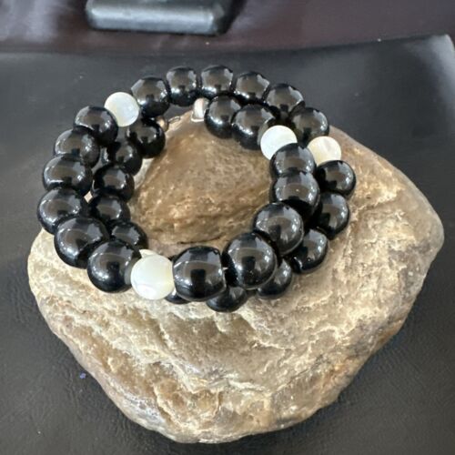 Memory Wire Stainless Steel Bracelet | Black Onyx & Mother of Pearl Beads | 17619