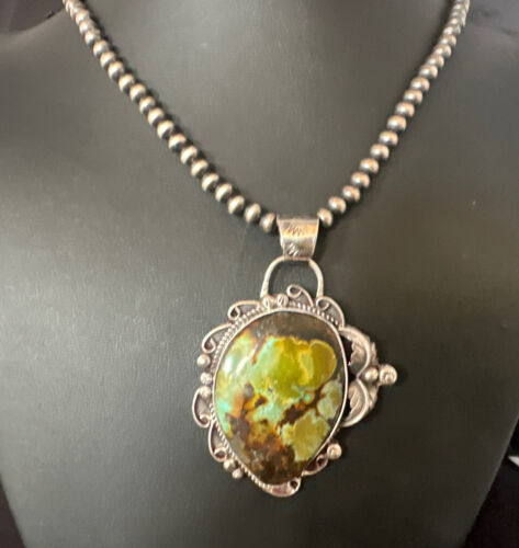 Navajo Green Turquoise Necklace | Sterling Silver | Authentic Native American Handmade | 15035 - Masha USA