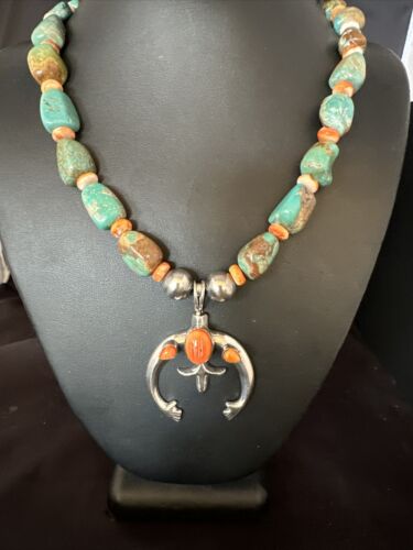 Men's Green Turquoise Spiny Oyster Naja Pendant Necklace | Navajo Sterling Silver | 22" | Authentic Native American Handmade | 15225