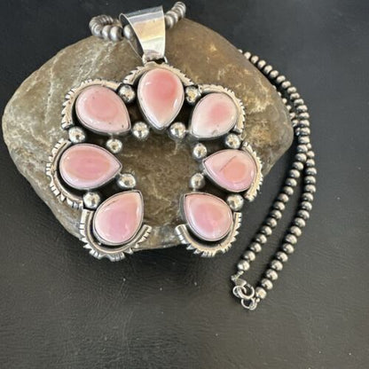 Southwestern Navajo Pink Conch Naja Pendant | Sterling Silver | Authentic Native American Handmade | 17454