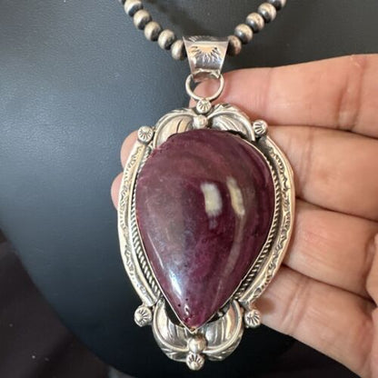 Navajo Purple Spiny Oyster Pendant Necklace | Sterling Silver | Authentic Native American Handmade | 15623