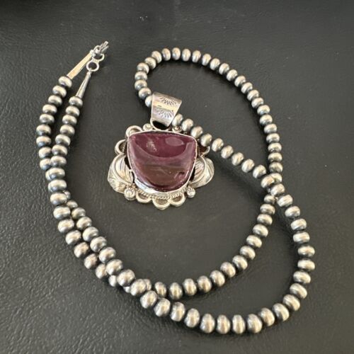 Navajo Men's Purple Spiny Oyster Pendant Necklace | Sterling Silver | Authentic Native American Handmade | 15625
