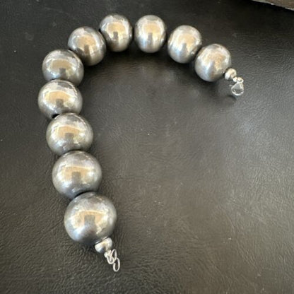 Navajo Pearl Round Beads Bracelet | 18mm | 7.5" | Sterling Silver | Authentic Native American Handmade | 17160 - Masha USA