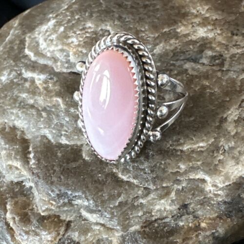 Navajo Oval Pink Conch Ring | Handmade | Sz 7.5 | 16049