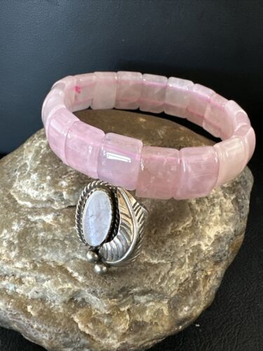 Navajo Pink Mother of Pearl Ring Stretch Bracelet | Handmade Native American Jewelry | Sz 7.5 | 16435