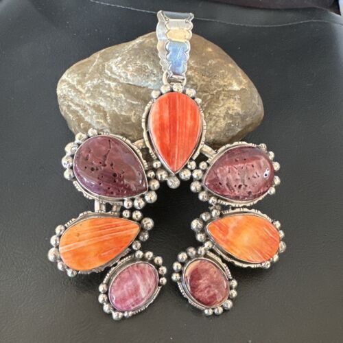 Navajo Red Spiny Oyster Naja Pendant Necklace | Sterling Silver | 16098