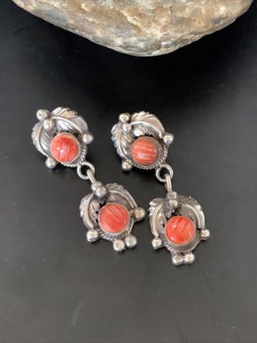 Southwestern Navajo Red Spiny Oyster Dangle Earrings | Sterling Silver | Authentic Native American Handmade | 16577
