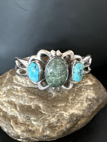 Kingman Turquoise Navajo Cuff Bracelet | Sterling Silver Tufa Cast | Authentic Native American Handmade | 16785