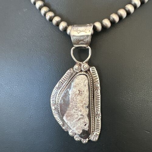 White Buffalo Turquoise Pendant | Navajo Pearls | Sterling Silver Necklace 21" | 17106