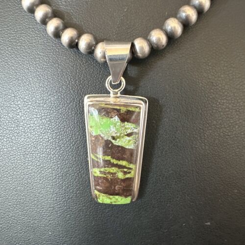 Navajo Green Gaspeite Pendant Necklace | Sterling Silver | Authentic Native American Handmade | 16361