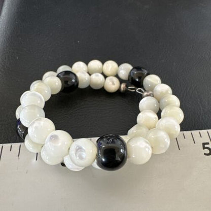 Navajo Memory Wire Bracelet | Stainless Steel | Mother of Pearl & Onyx Beads | 7" | 17618