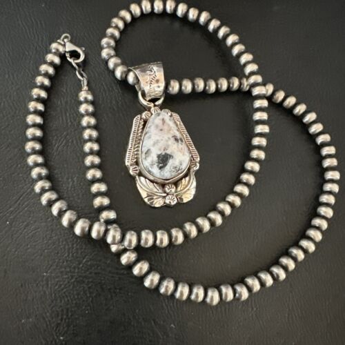 White Buffalo Turquoise Pendant | Navajo Pearls | Sterling Silver Necklace 21" | 17327
