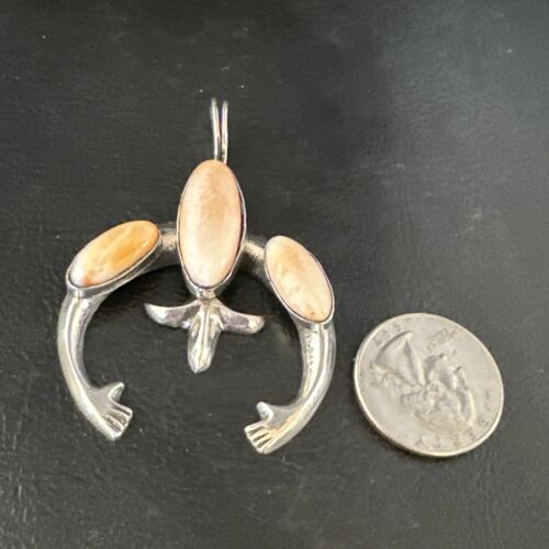 Navajo Pink Conch Necklace with Naja Pendant | Sterling Silver | Authentic Native American Handmade | 15149