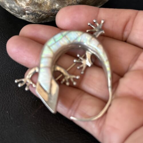 Navajo White Opal Lizard Pin Pendant | Inlay Gecko | Sterling Silver | Authentic Native American Handmade | 14334