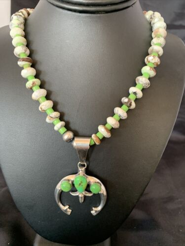 Navajo Green Turquoise Gaspeite Spiny Oyster Necklace Naja Pendant | Sterling Silver | 22" | 10523