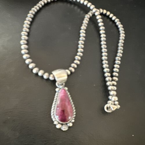 Navajo Purple Spiny Oyster Pendant Necklace | Sterling Silver | Native American Handmade | 16060
