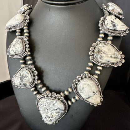 Handmade Navajo White Buffalo Turquoise Choker Necklace | Sterling Silver | 15410 - Masha USA