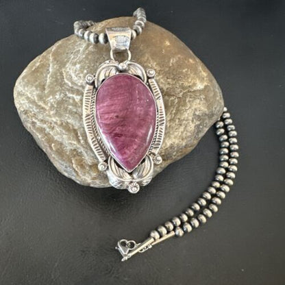 Navajo Purple Spiny Oyster Pendant Necklace | Sterling Silver | Authentic Native American Handmade | 15621