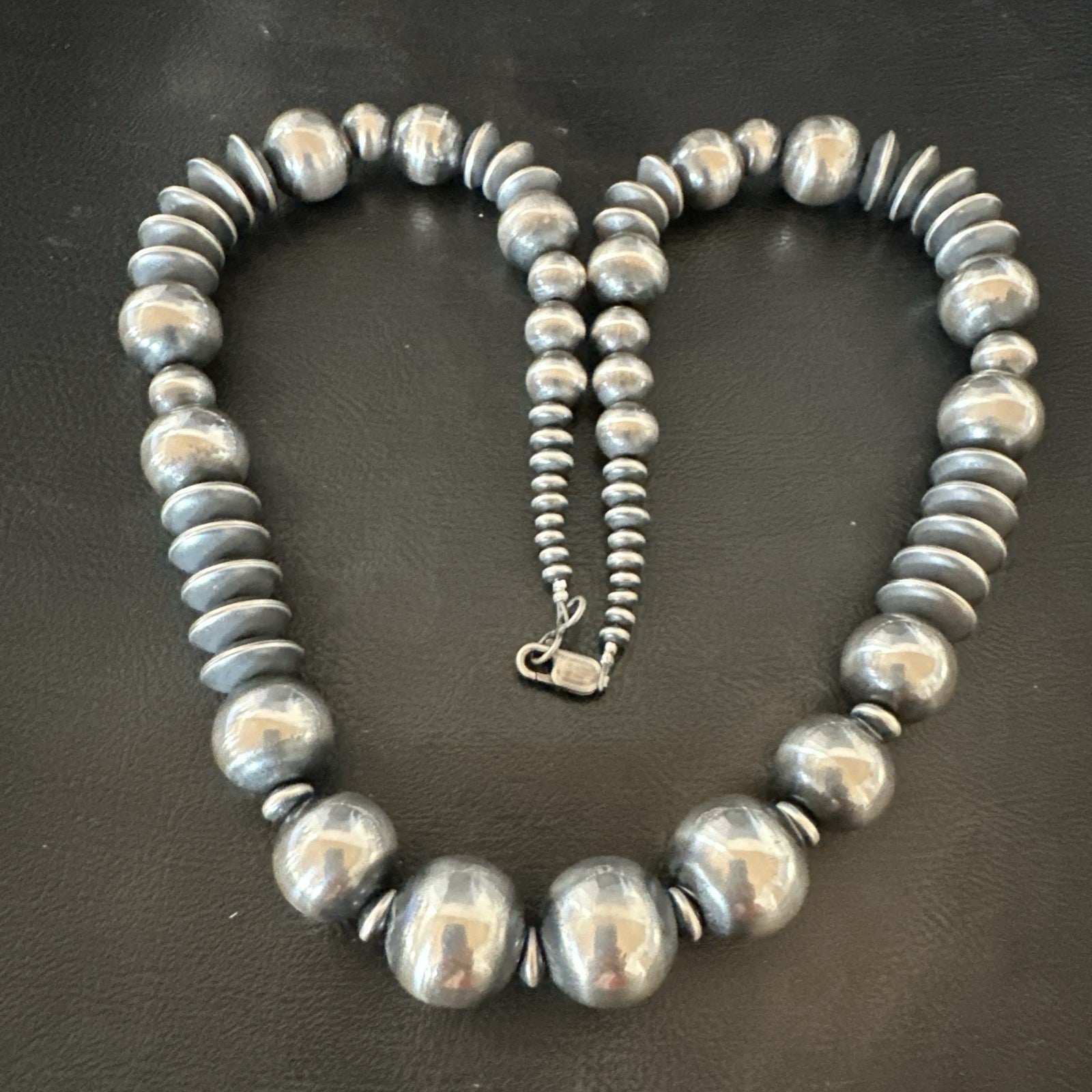 Handmade Bench Flat Navajo Pearls Sterling Silver Bead Necklace 24” 19002
