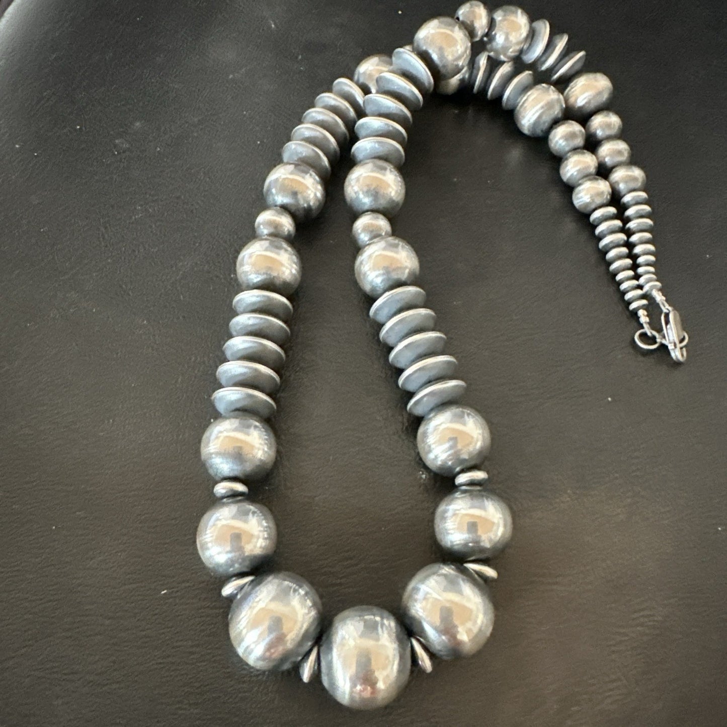 Handmade Bench Flat Navajo Pearls Sterling Silver Bead Necklace 24” 19002