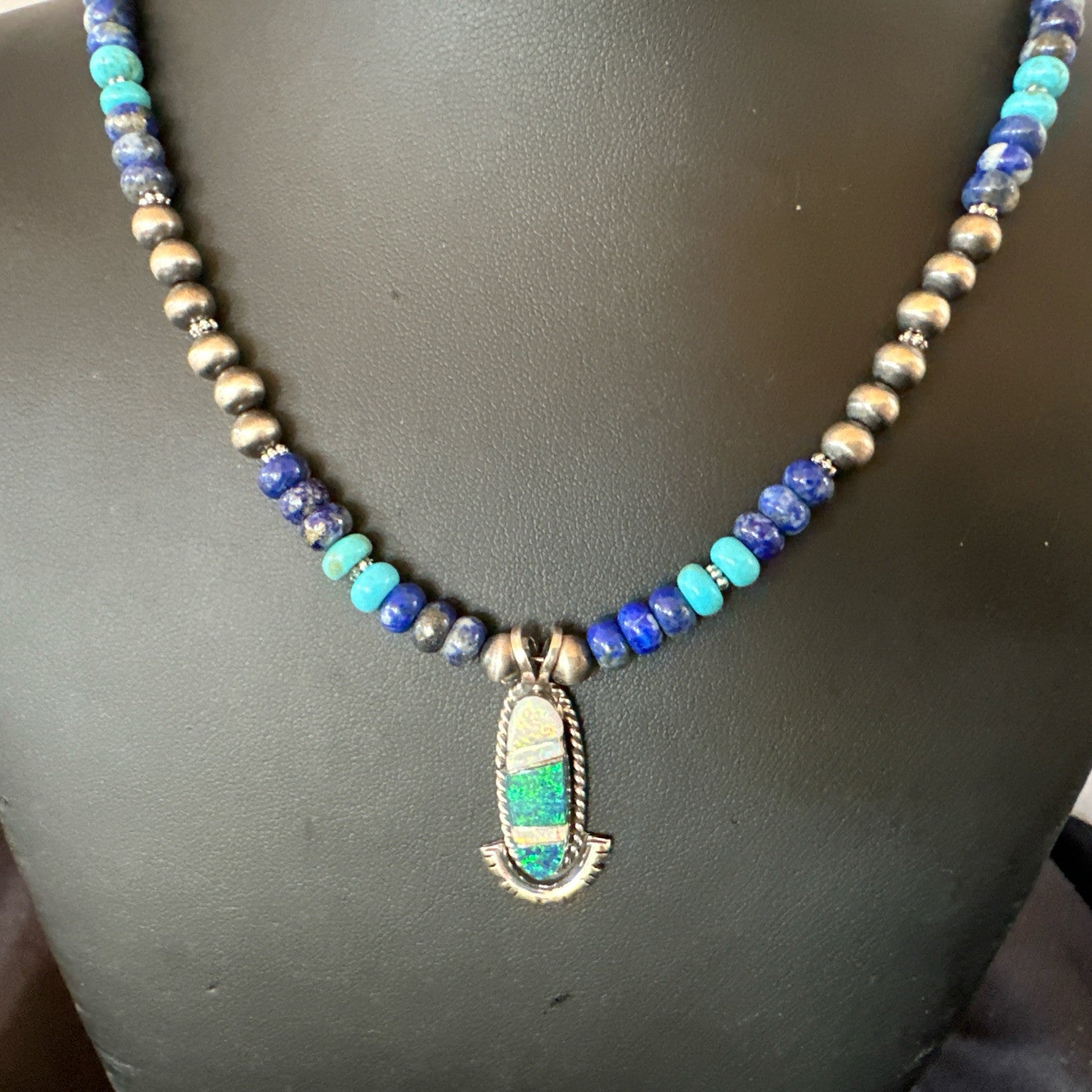 WoMens Opal Inlay Pendant Navajo Sterling Silver Blue Lapis Bead Necklace 18914