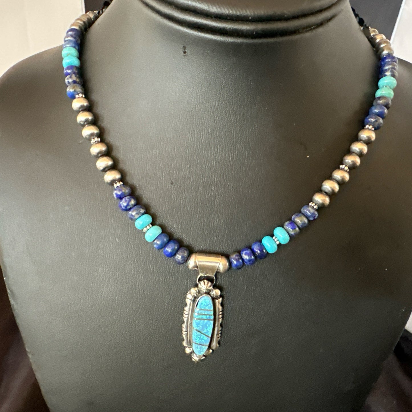 WoMens Opal Inlay Pendant Navajo Sterling Silver Blue Lapis Bead Necklace 18913