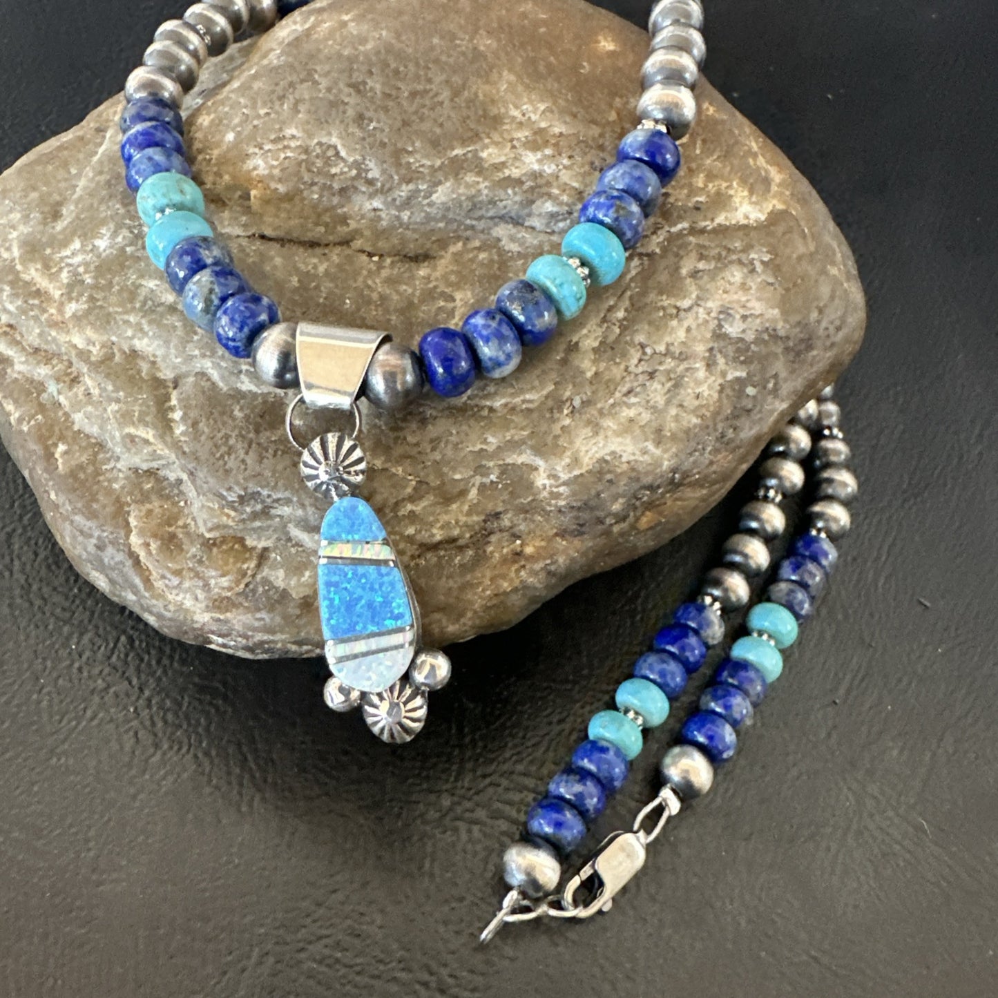WoMens Opal Inlay Pendant Navajo Sterling Silver Blue Lapis Bead Necklace 18919