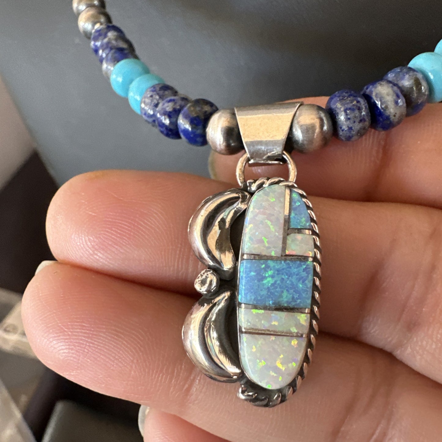WoMens Opal Inlay Pendant Navajo Sterling Silver Blue Lapis Bead Necklace 18916