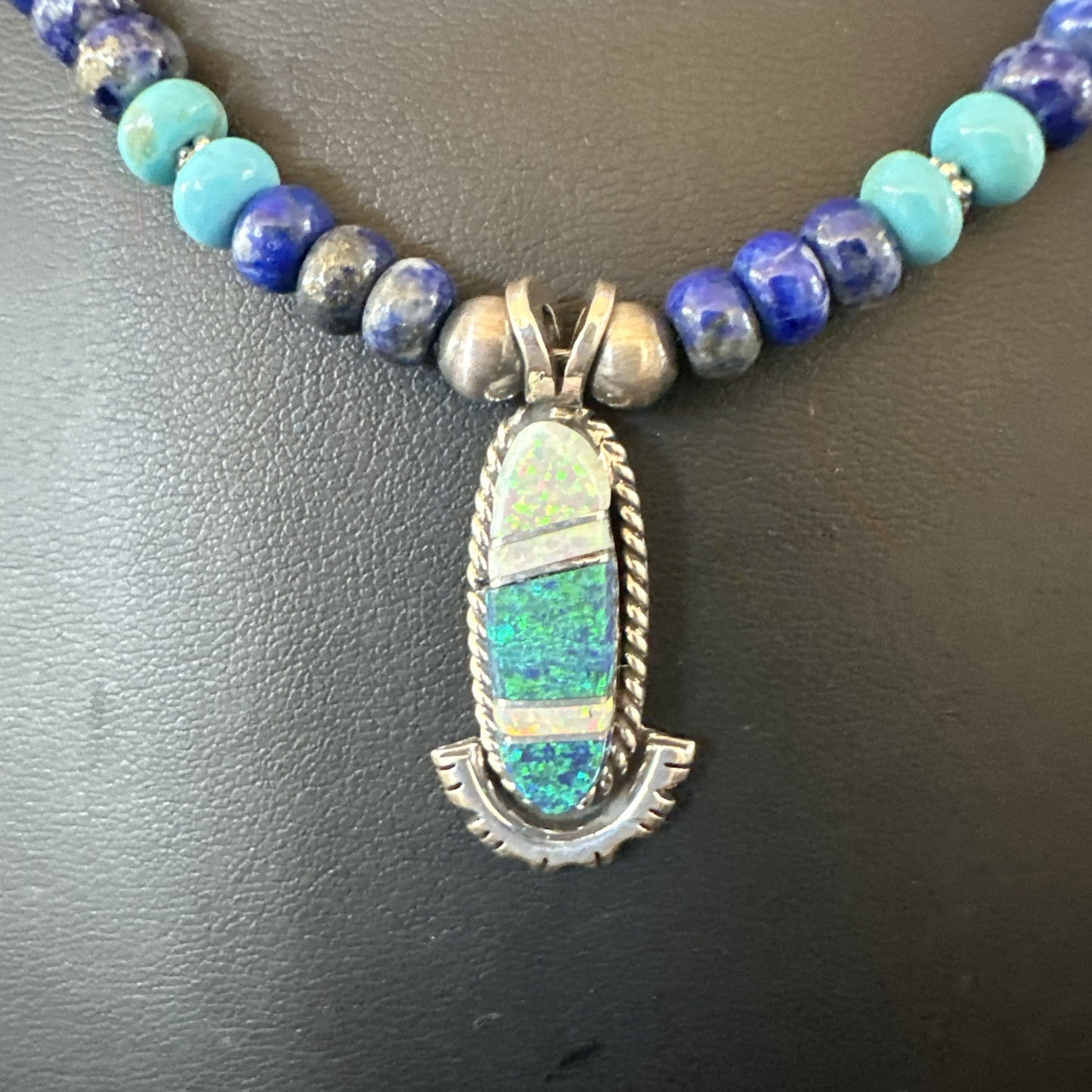 WoMens Opal Inlay Pendant Navajo Sterling Silver Blue Lapis Bead Necklace 18914