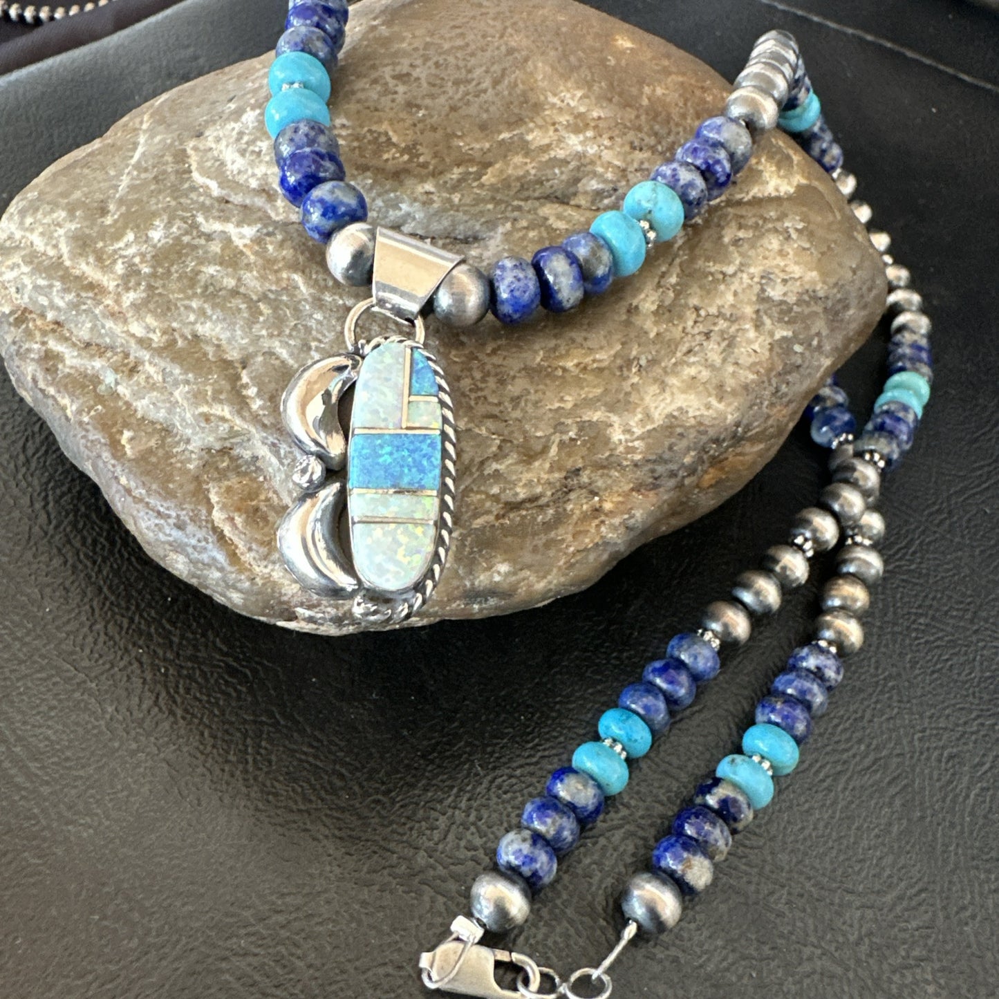 WoMens Opal Inlay Pendant Navajo Sterling Silver Blue Lapis Bead Necklace 18916