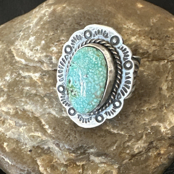 Navajo Blue Kingman Turquoise Ring Size 7.5 | Sterling Silver | Authentic Native American Handmade | 19004