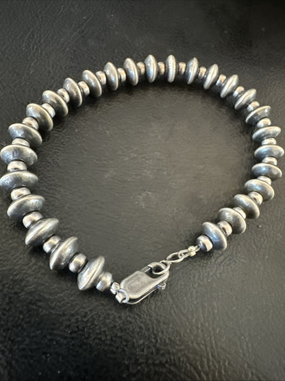 Navajo 8mm Flat 4mm Round Beads 7.5” Sterling Silver Bracelet 18988