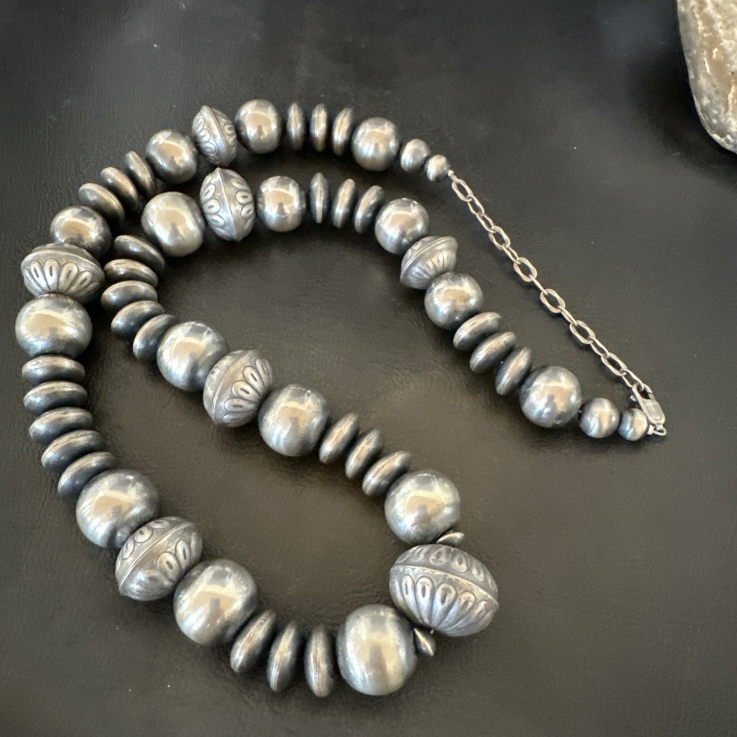 Handmade Bench Flat Navajo Pearls Sterling Silver Bead Necklace 24” 19001