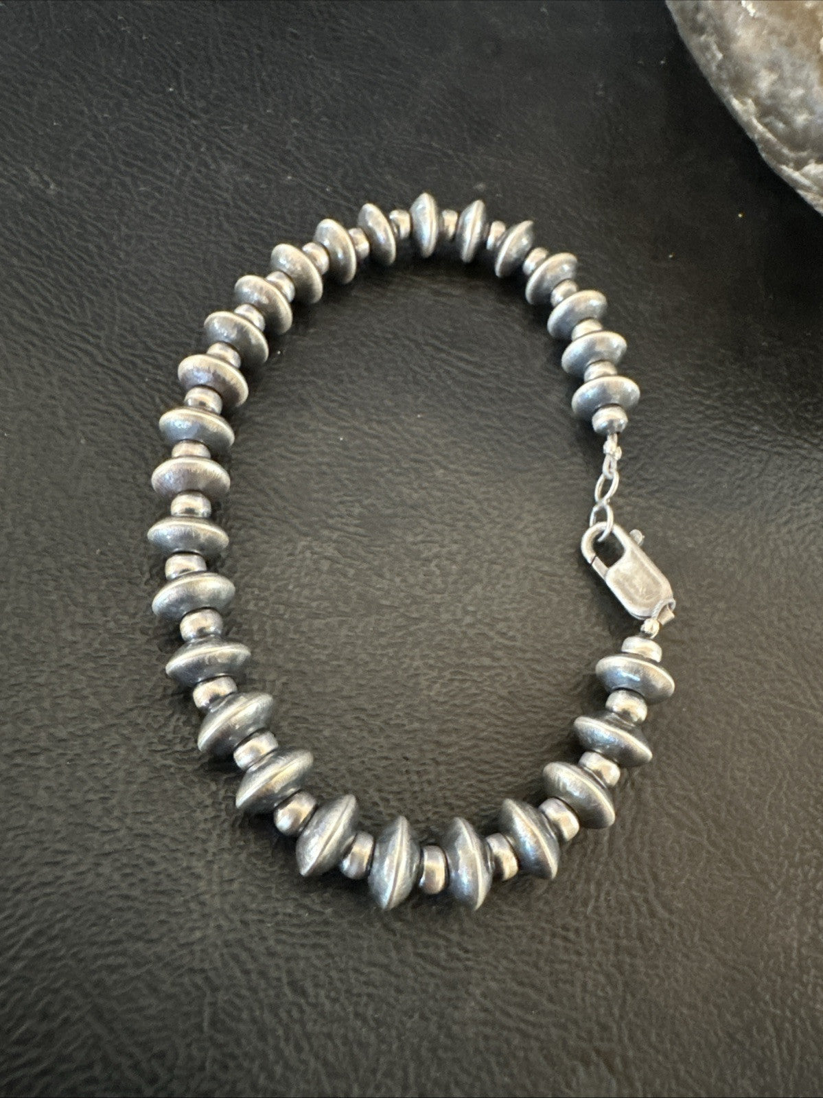 Navajo 8mm Flat 4mm Round Beads 7” Sterling Silver Bracelet 18983