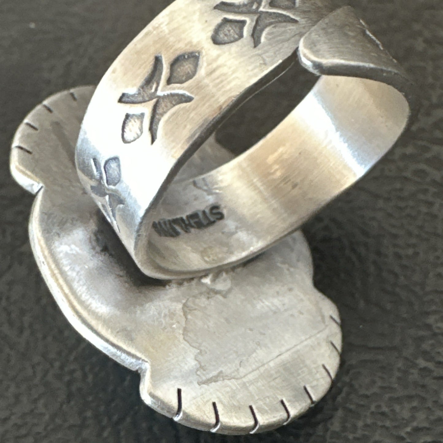 Navajo Sterling Silver Blue Kingman Turquoise Adjustable Ring Size 7 19005
