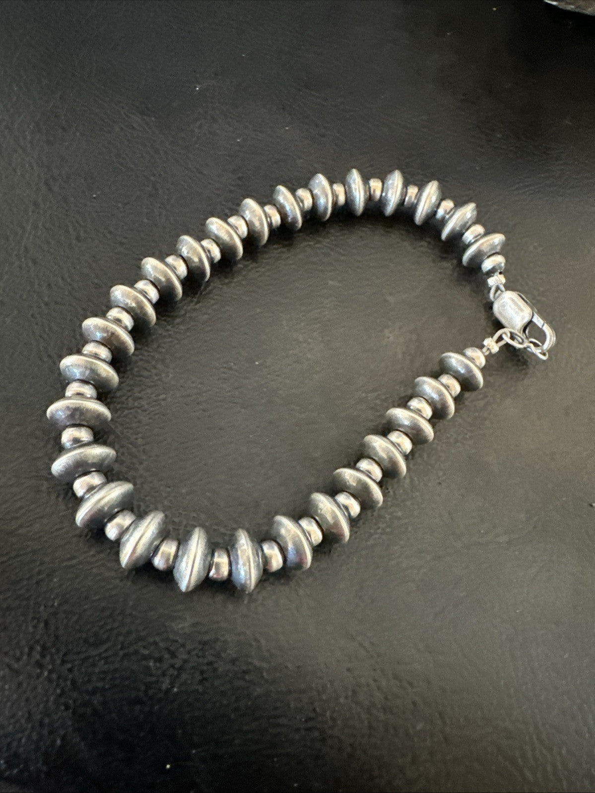Navajo 8mm Flat 4mm Round Beads 7” Sterling Silver Bracelet 18983