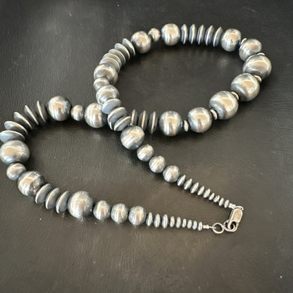 Handmade Bench Flat Navajo Pearls Sterling Silver Bead Necklace 24” 19002