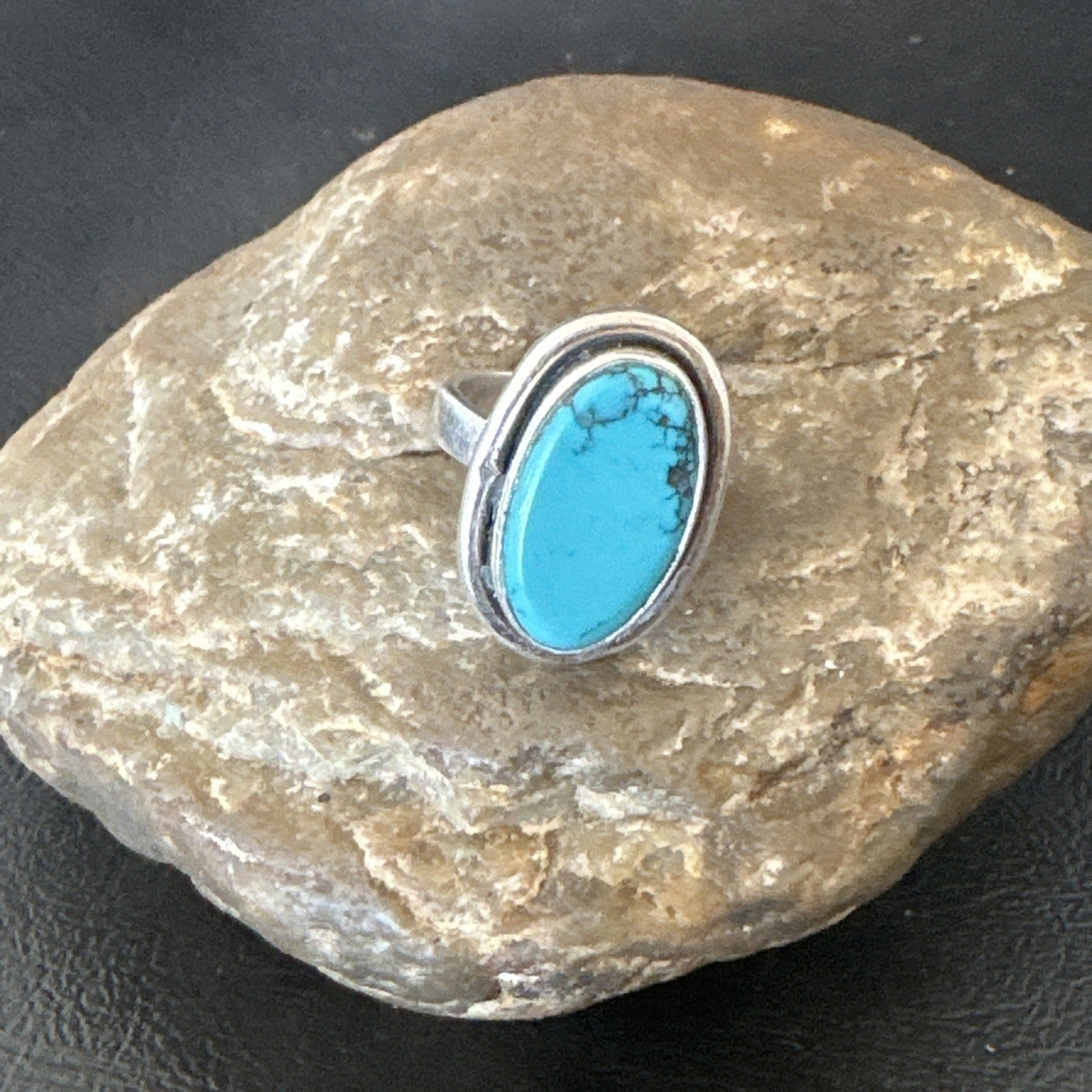 Navajo Sterling Silver Blue Kingman Turquoise Ring Size 7.5 19003