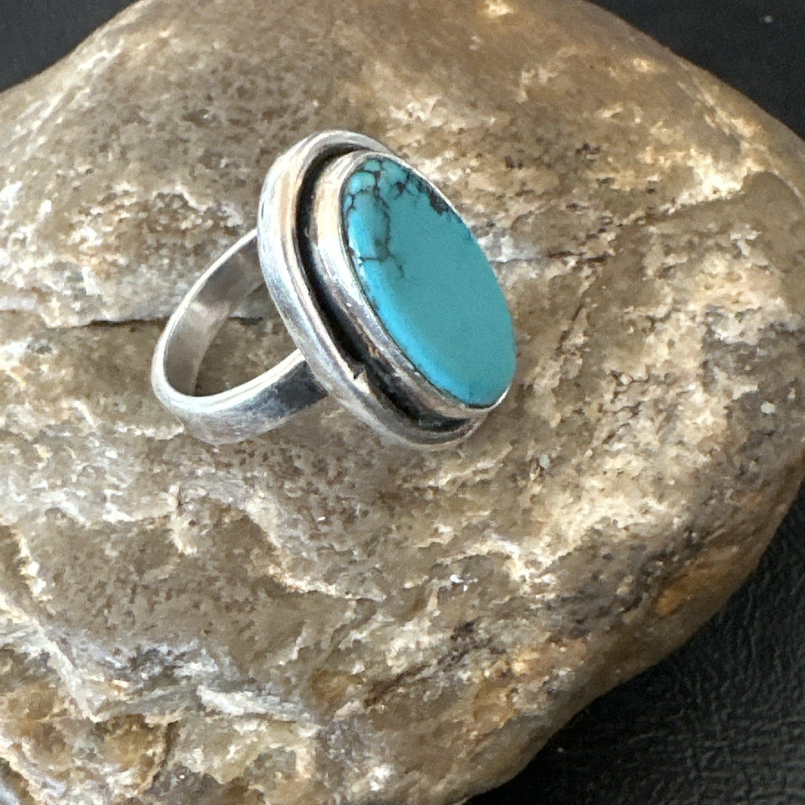 Navajo Sterling Silver Blue Kingman Turquoise Ring Size 7.5 19003
