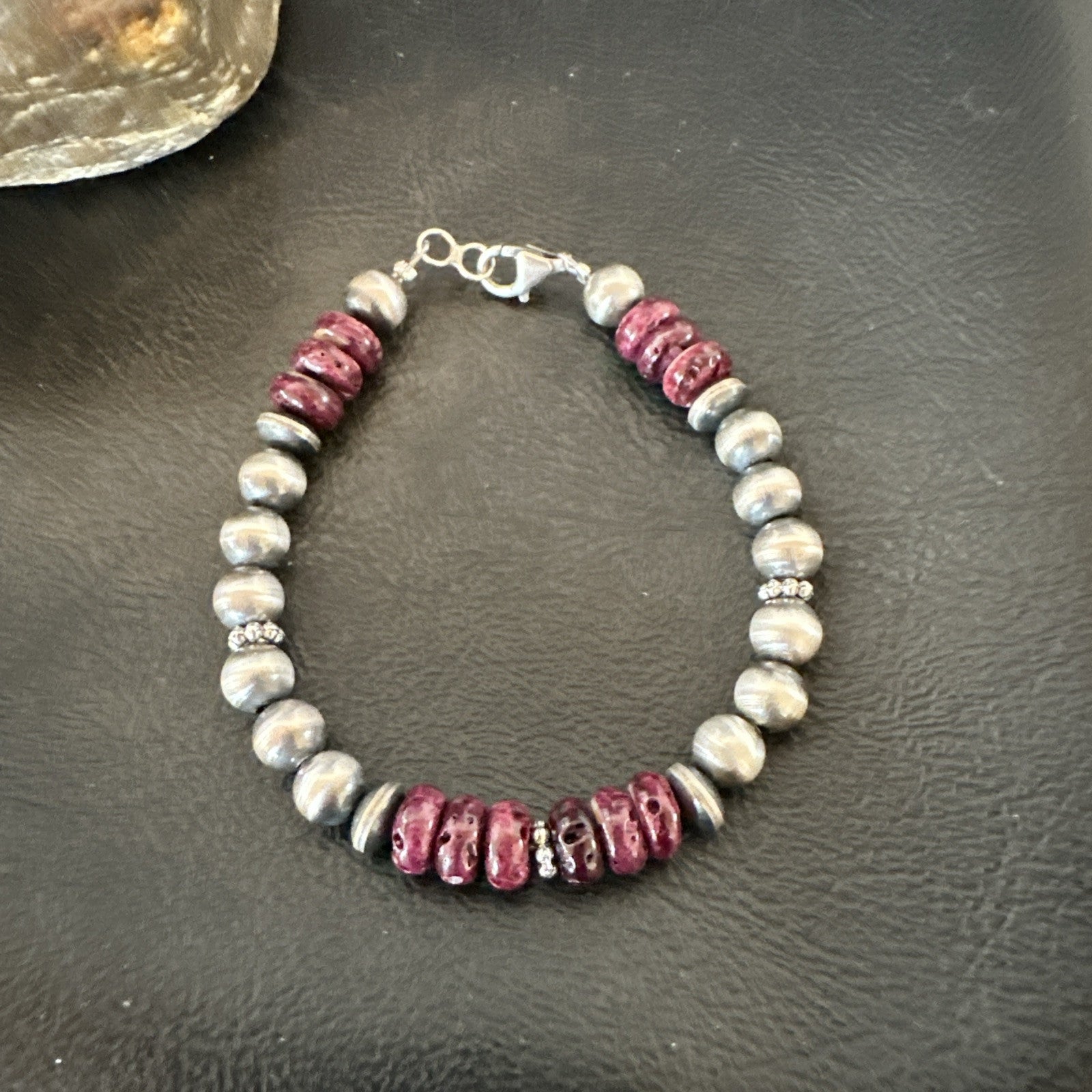 Purple Spiny Oyster 8mm Bead Bracelet Navajo Sterling Silver 6.5" 18946