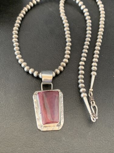 Navajo Pearls Purple Spiny Oyster Pendant Necklace | Sterling Silver | Authentic Native American Handmade | 10947