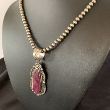 Navajo Purple Spiny Oyster Pendant Necklace | Sterling Silver | Authentic Native American Handmade | 11307