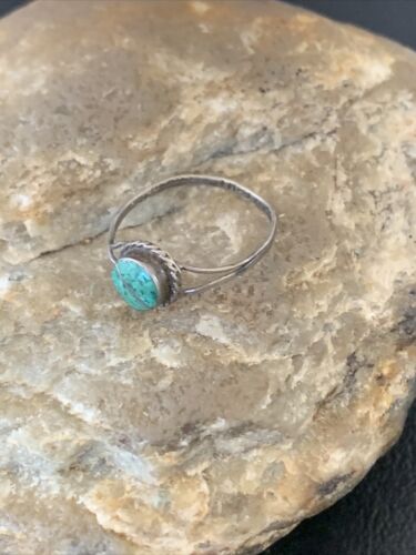 Navajo Green Turquoise Ring | Sterling Silver | Sz 7.5 | Authentic Native American Handmade | 10817