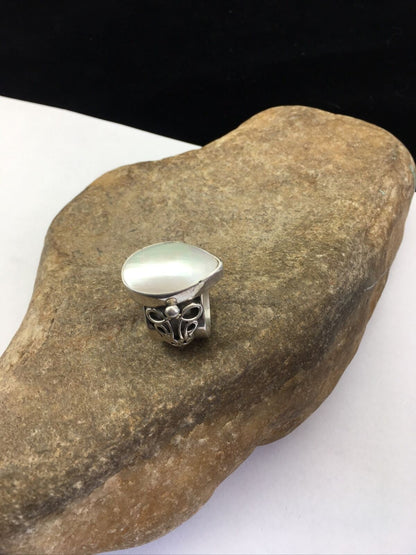Navajo White Mabe Pearl Ring | Sterling Silver | Sz 7 | Authentic Native American Handmade | 01714