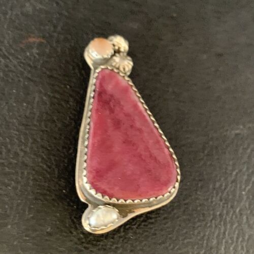 Navajo Handmade Pin | Sterling Silver | Purple Spiny Oyster & Mother of Pearl | Authentic Native American Jewelry | 13699