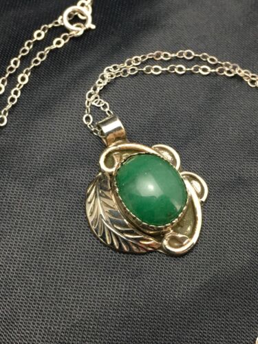 Navajo Green Malachite Pendant Necklace | Sterling Silver | 18" Chain | Authentic Native American Handmade | 2535